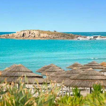 Apartmán Nissi Golden Lovely One Bedroom With Spacious Terrace And Free Parking