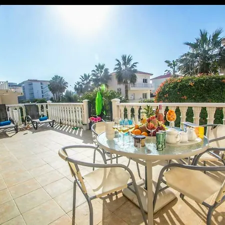 Nissi Golden Lovely One Bedroom With Spacious Terrace And Free Parking Apartmán *