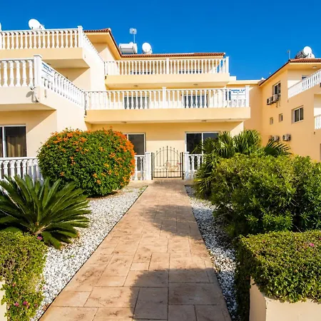 Lovely One Bedroom Flat In A Prime Location Near Nissi In With A Beautiful Terrace Free Parking And Just Minutes From The Sea And Main Amenities Ayia Napa