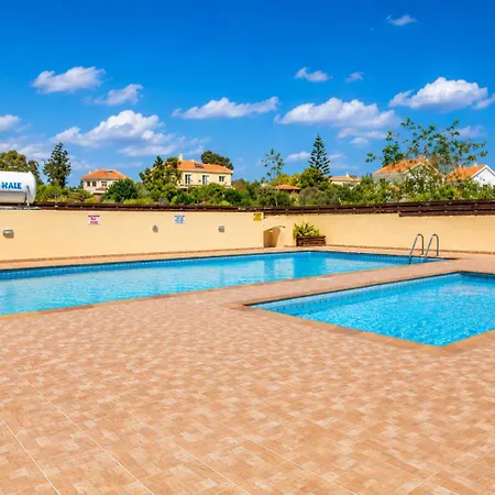 Appartamento Lovely One Bedroom Flat In A Prime Location Near Nissi In With A Beautiful Terrace Free Parking And Just Minutes From The Sea And Main Amenities Ayia Napa