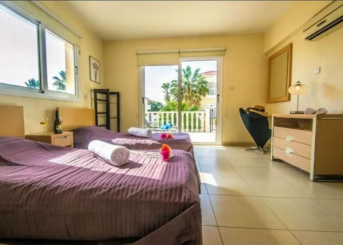 Nissi Golden Lovely One Bedroom With Spacious Terrace And Free Parking Daire