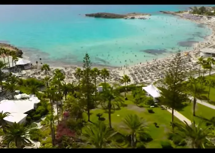 Nissi Golden Lovely One Bedroom With Spacious Terrace And Free Parking Daire