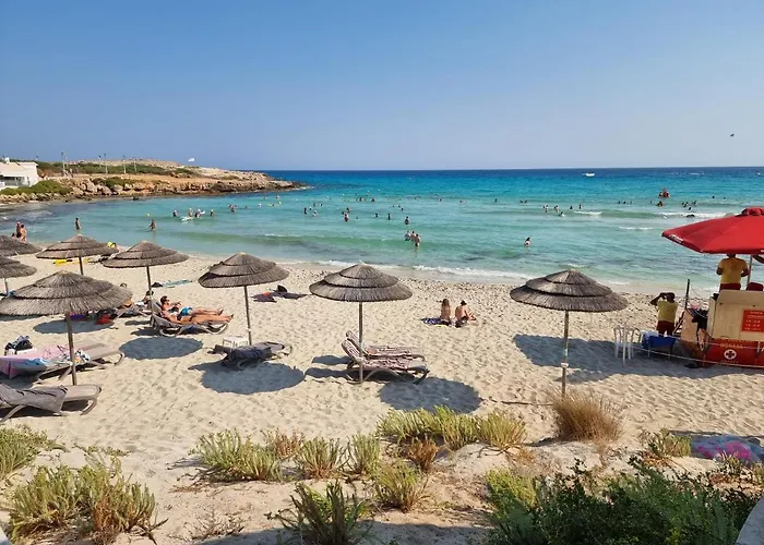 Daire Nissi Golden Lovely One Bedroom With Spacious Terrace And Free Parking