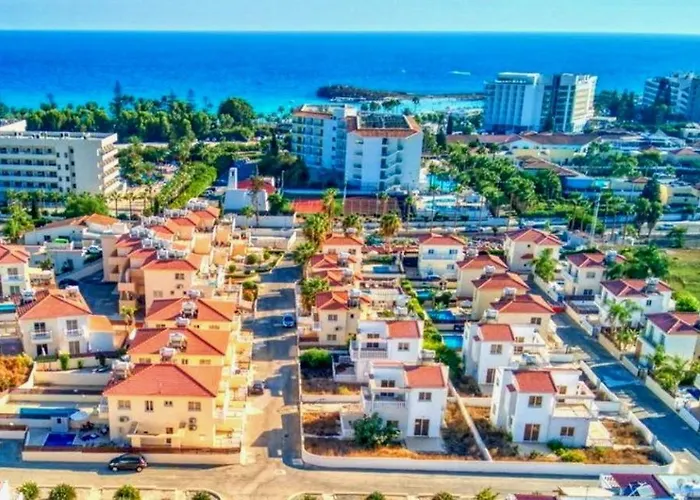 Daire Nissi Golden Lovely One Bedroom With Spacious Terrace And Free Parking