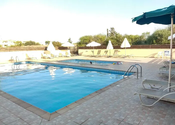 Nissi Golden Lovely One Bedroom With Spacious Terrace And Free Parking