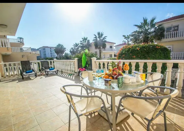 Nissi Golden Lovely One Bedroom With Spacious Terrace And Free Parking Daire *
